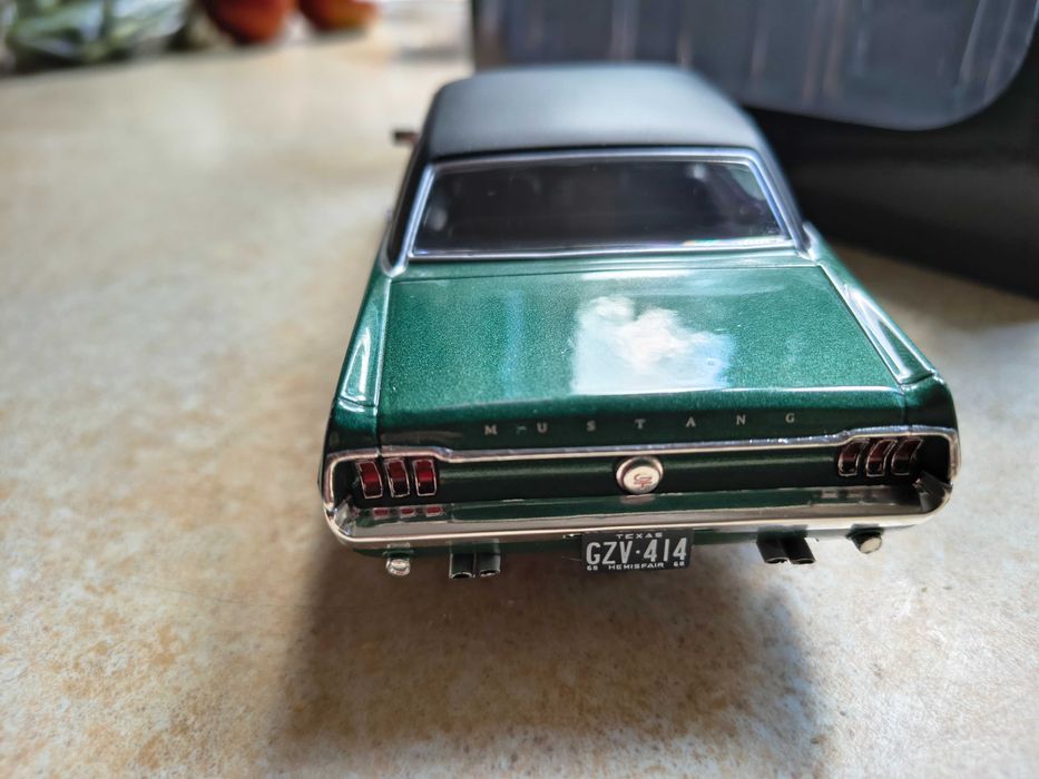 Ford Mustang Coupe 1968 1:24 IXO De Agostini