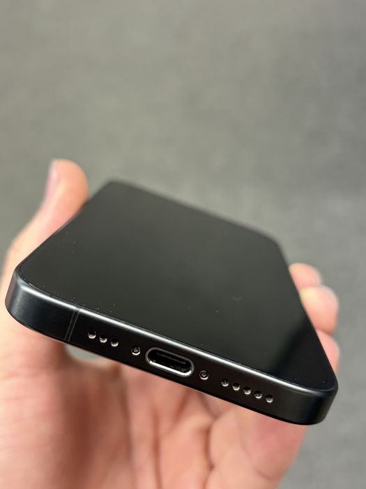 iPhone 15 Pro 128 GB - super stan!!!