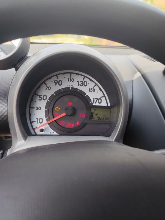 Терміново! Продаю Пежо 107. Механіка. 2012 року