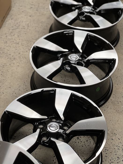 Диски Нові  R17/5/114,3 Nissan Qashqai Rogue Xtrail Juke Murano ..