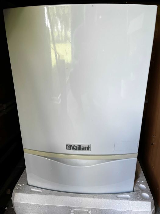 Piec gazowy Vaillant ecoTEC plus VC PL 246/3-5
