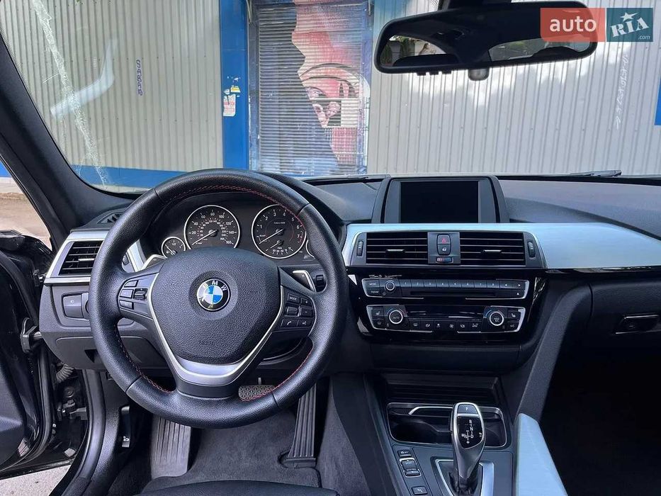 BMW F30 328i 2016