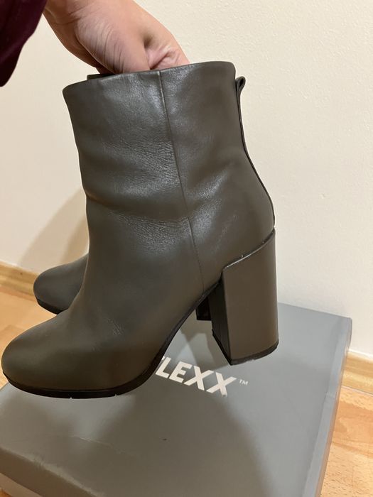 Осінні ботильйони / сапожки/ ботиночки