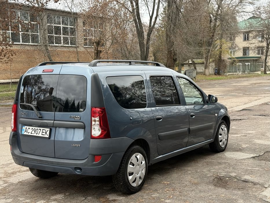 Продам       Логан