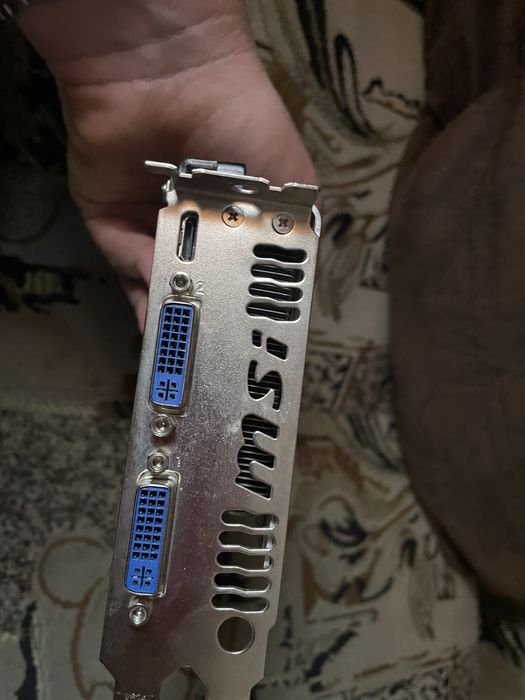 Gtx 560 ti  2 gb