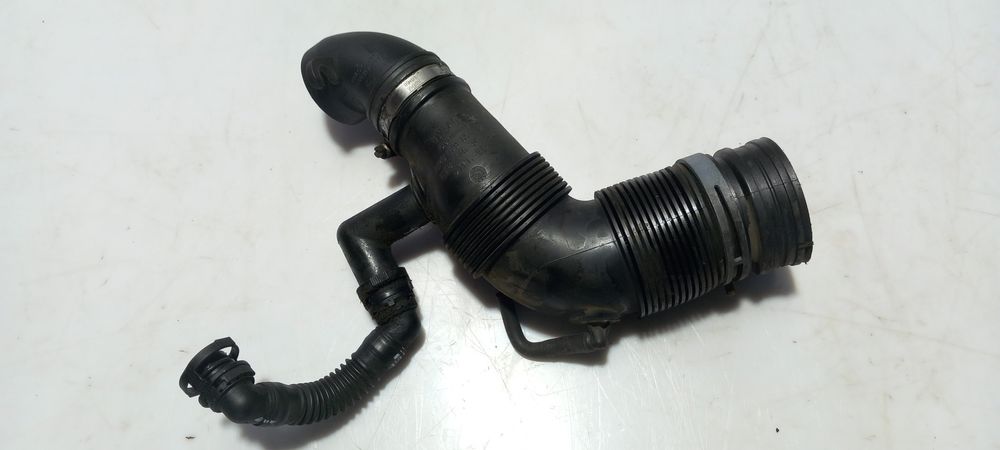 Tubo do intercooler VOLKSWAGEN Polo (6R, 6C)