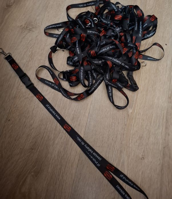 Sprzedam smycze do kluczy