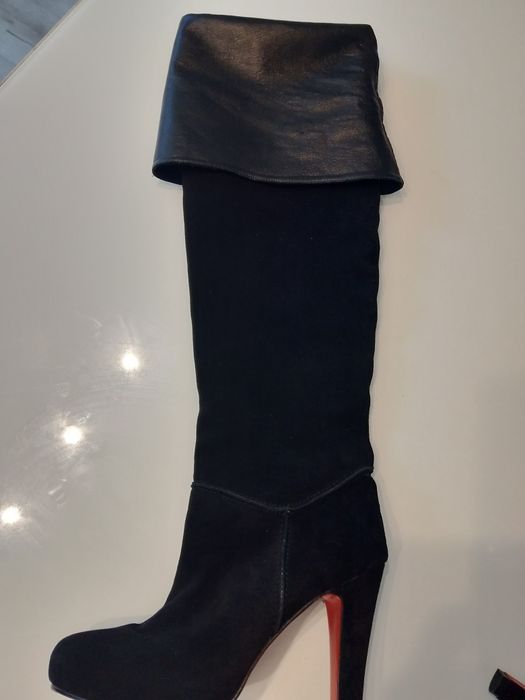Muszkieterki zamszowe Laboutin