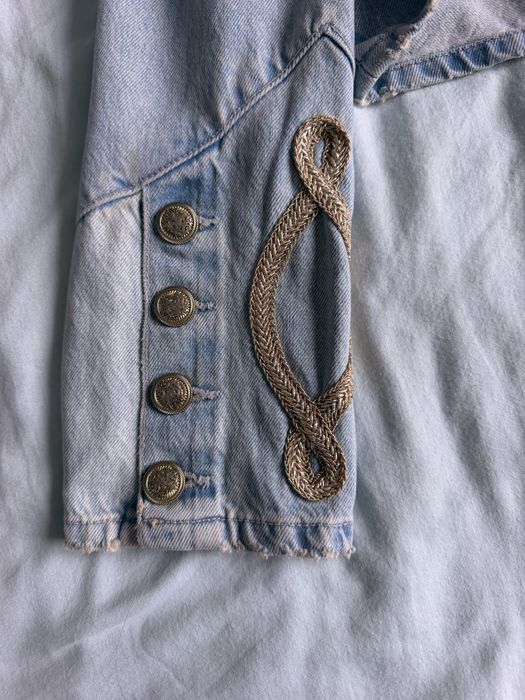 Джинсовка Zara.