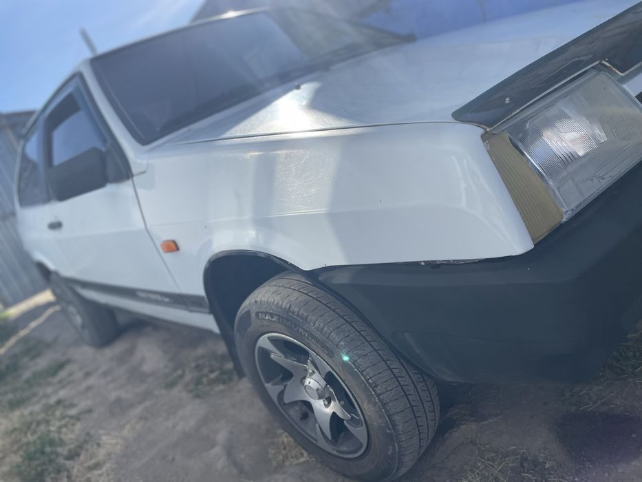 Продам гарний, доглянутий автомобіль 2108