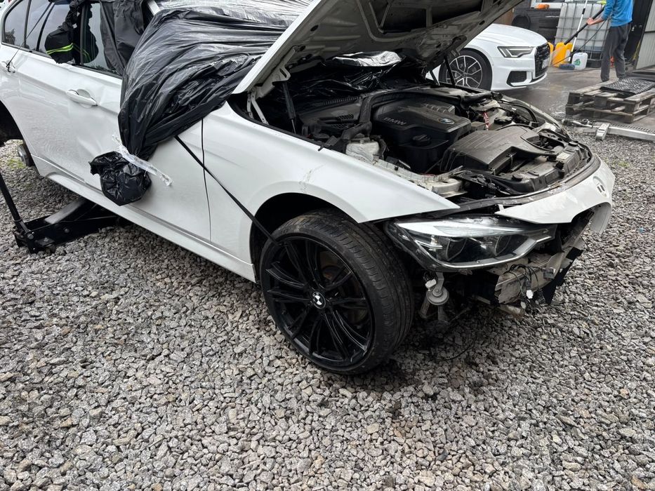 BMW F30 328i 2013