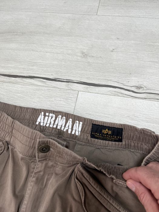 Карго Шиани Alpha Industries AIRMAN - Cargo trousers - taupe