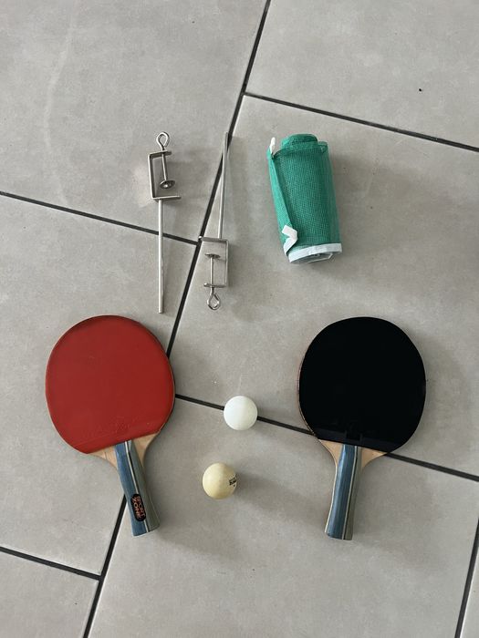 Raquetes de badminton e ping pong