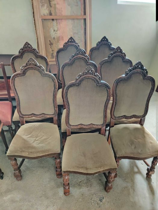 Mesa de sala em madeira - 190x100 cm - com 8 cadeiras