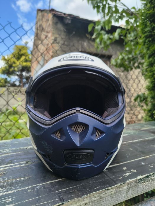Sprzedam kask CABERG