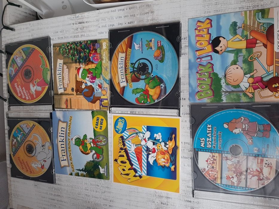 8 Płyty  DVD bajki dla dzieci