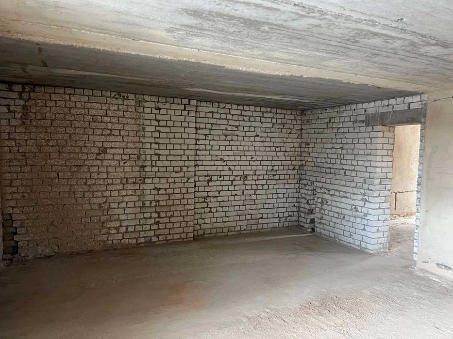 Продам дворівневу квартиру на Масанах
