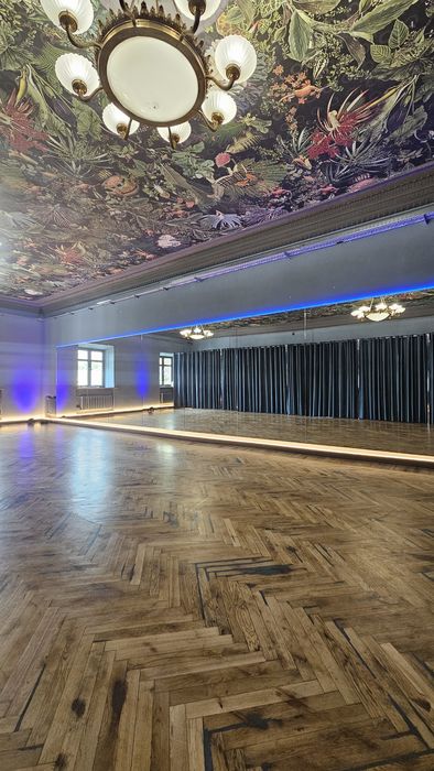 2 хв МАЙДАН Оренда Танцювальних Залiв. Хрещатик