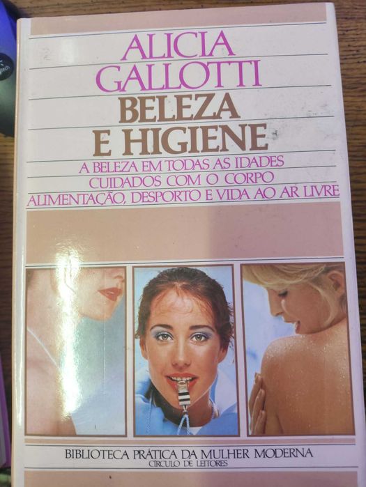 Livros coleção "Biblioteca Prática da Mulher Moderna" do Círculo de Leitores