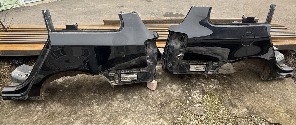 Права і ліва четверті Passat B6