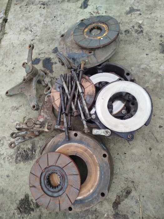 Кожух тормоза мтз в зборі