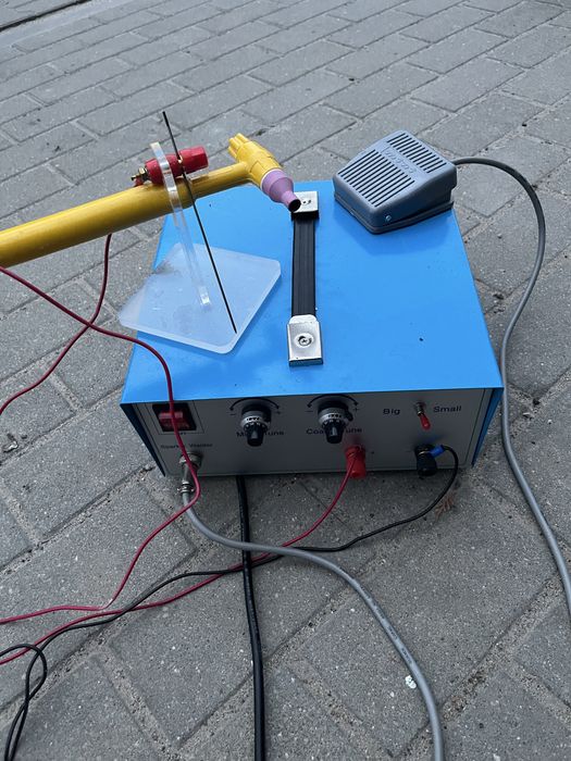 jubilerska impulsowa Spark Welder 220V + pedał nożny – do złota i srebra”.