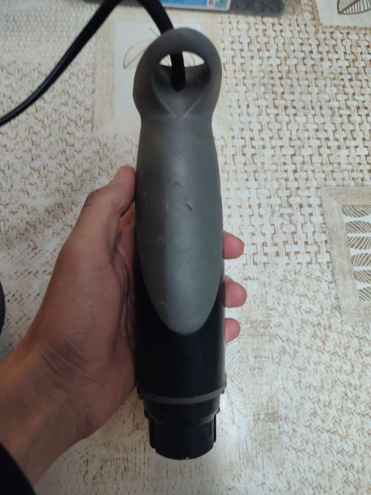 Блендер Philips HR1617