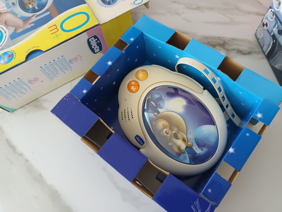 Nuvem musical Chicco para berço