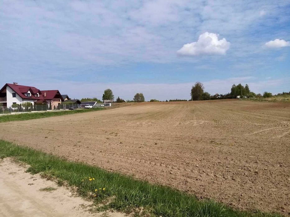 Działka   Rolno - Budowlana   WZ        19.000 m2  !!!