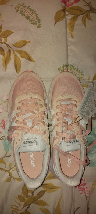 Ténis adidas novo