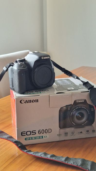 Canon 600D Camera64551620798465121