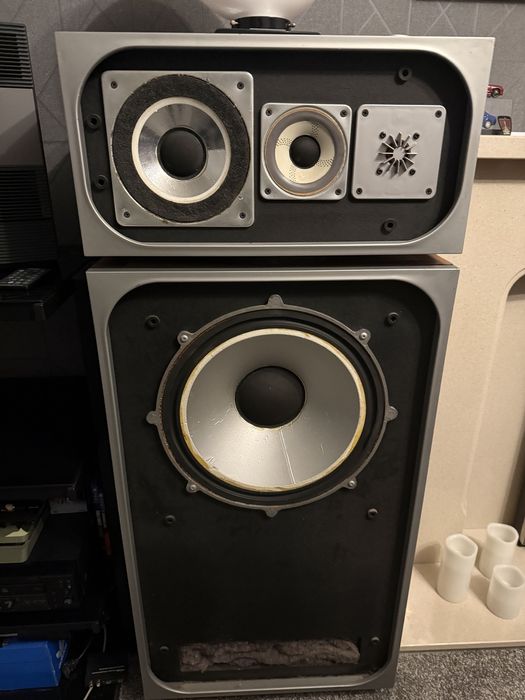 Акустична система LEAK 2075