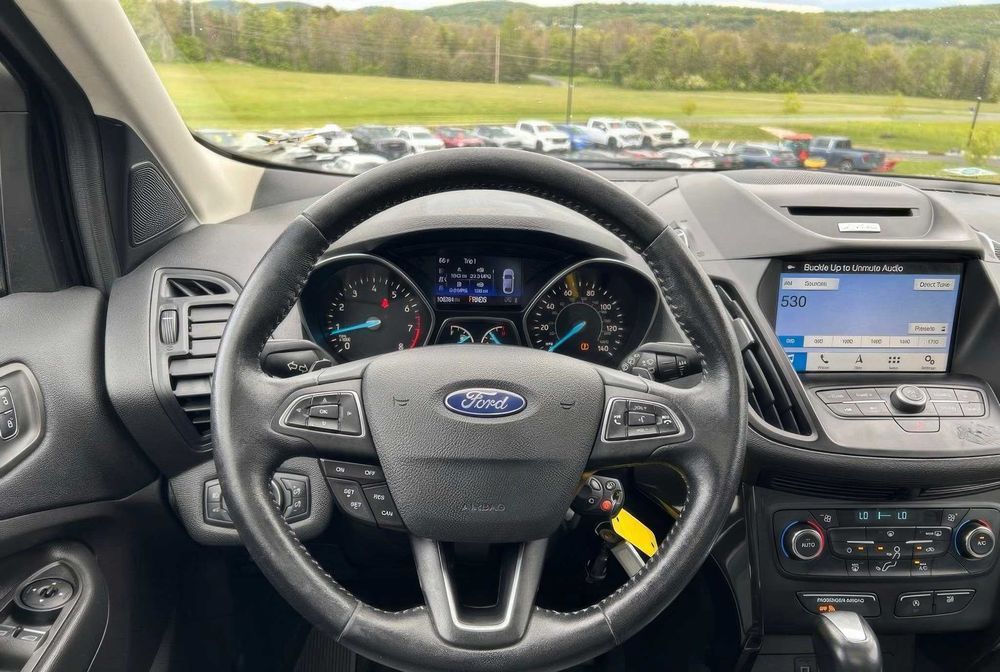 Ford Escape Se      2017