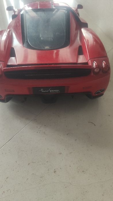 Ferrari miniatura