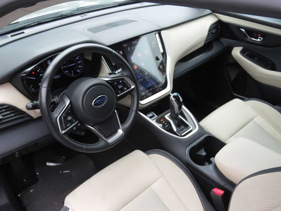 Subaru Outback      2021