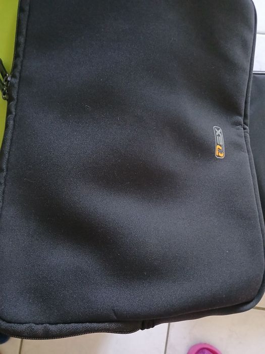 Mala de computador como nova