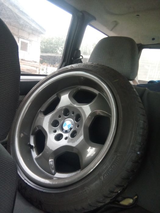 БМВ е46 разбор,кузовные элементы ,элементы салона и др