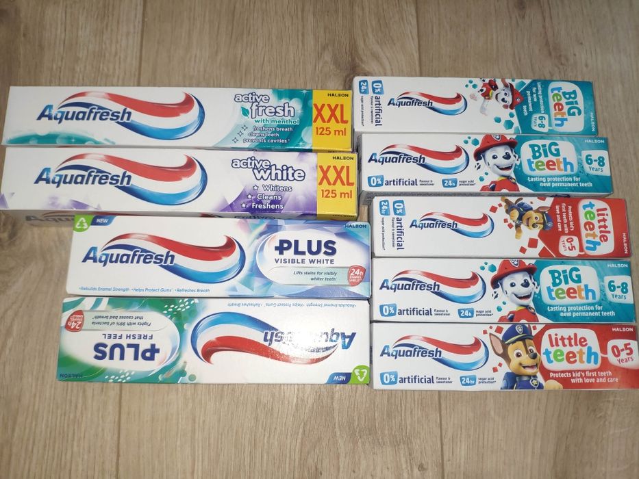 Zestaw past do zębów Aquafresh - 9 opakowań