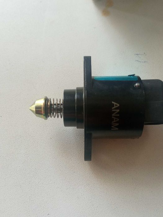 Продам датчик холостого хода на Шевролле Лачетти 1.8