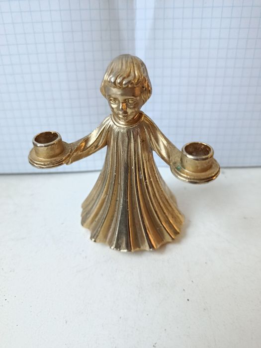 Продам Подсвечник