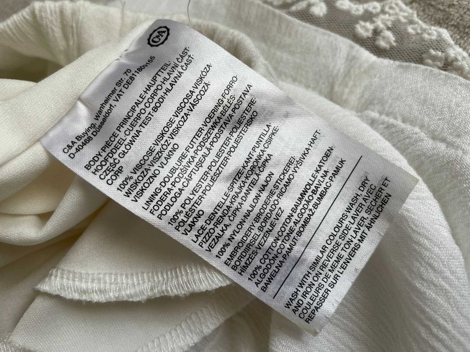 C&A szorty białe krem spodenki koronka haft letnie boho wiskoza M 38