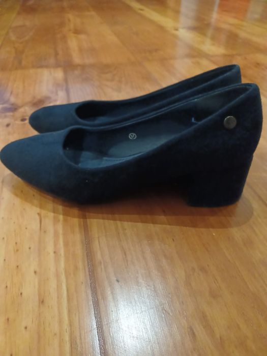 Sapatos com tacão