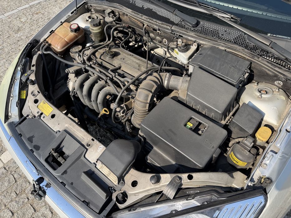 Ford Focus Station 1.4 - Gasolina - Poucos KM