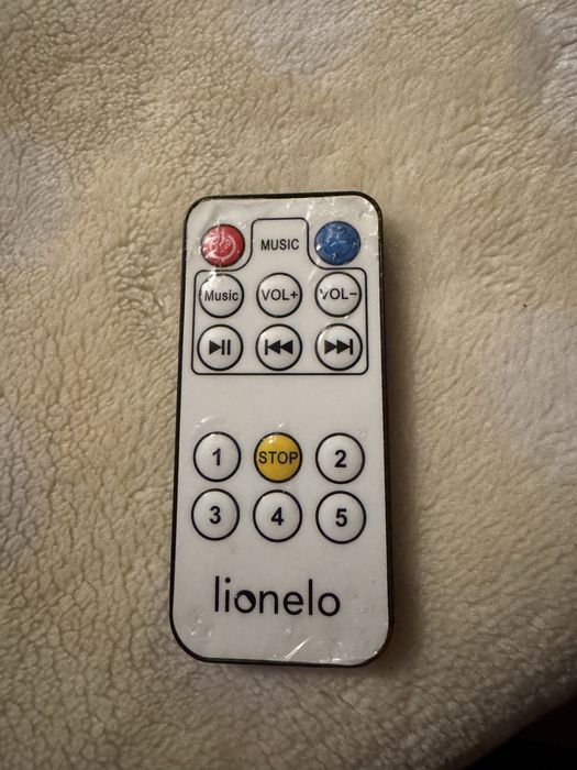 Leżaczek bujaczek Lionelo