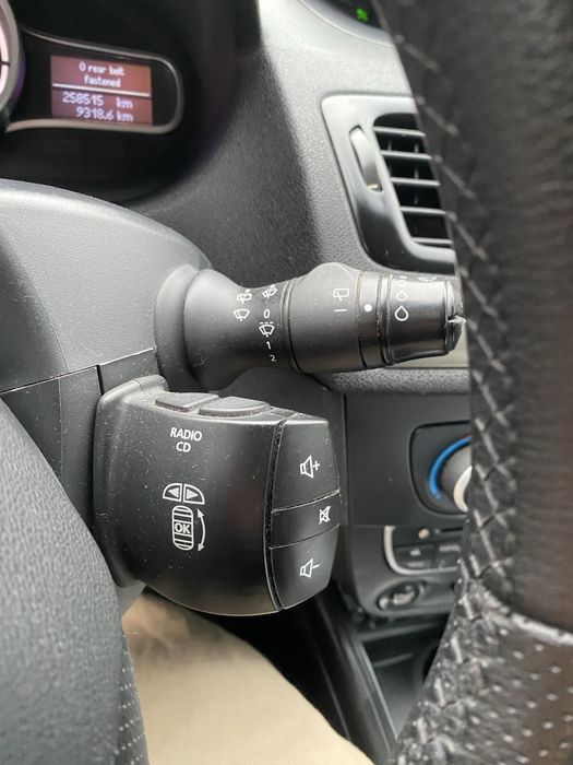 Renault Megan 2011 дизель 1.5 к9к 110кс