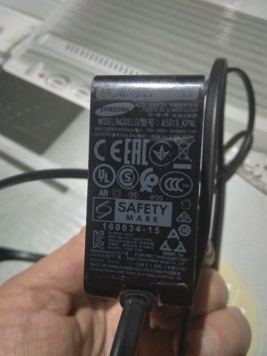 Оригінальний блок живлення для моніторів Samsung A5919KPNL 19V 3.10A