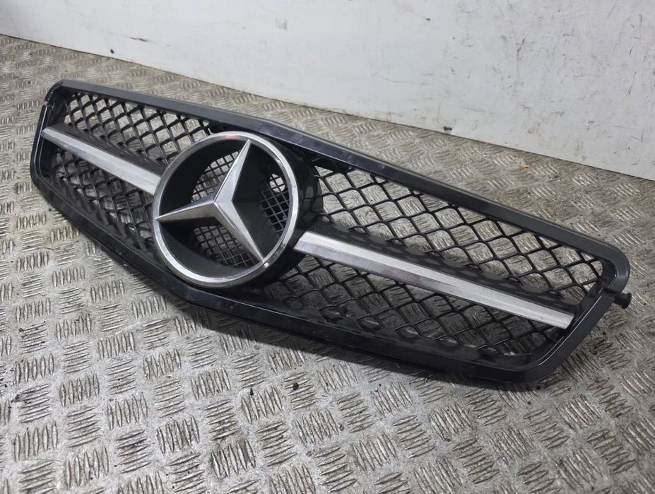 Grelha frente Mercedes Benz CLS W219