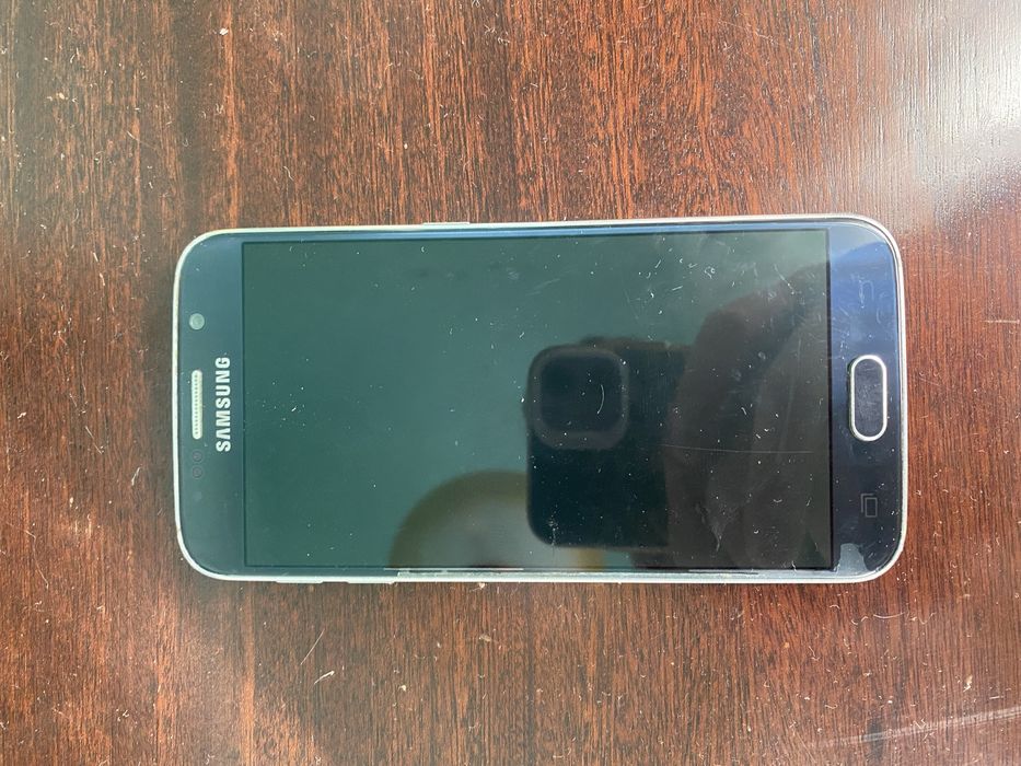 2 telemoveis Samsung Galaxy S6, para peças