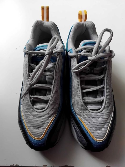 Nowe nieużywane sneakersy Reebok