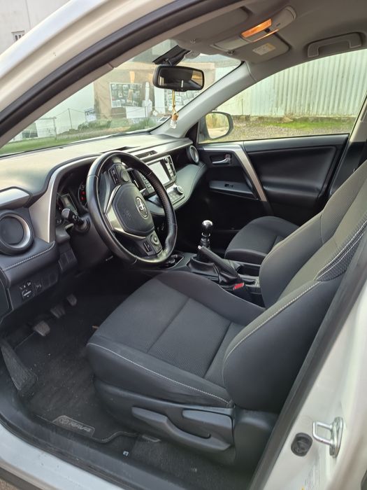 Toyota 2000 D4D  usado